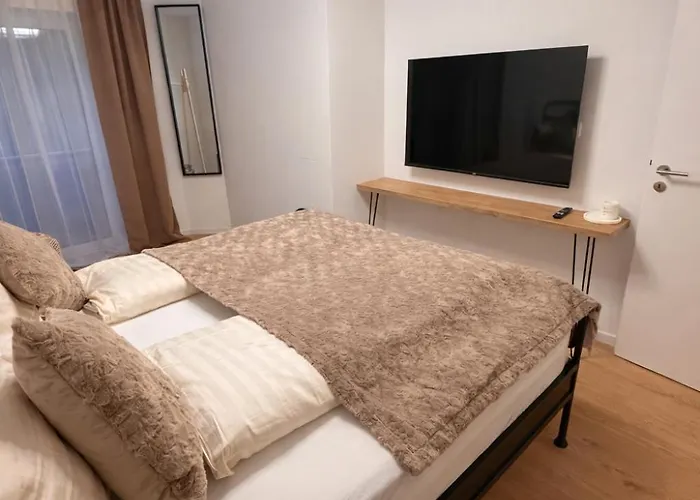 Apartman Madame Plaza *